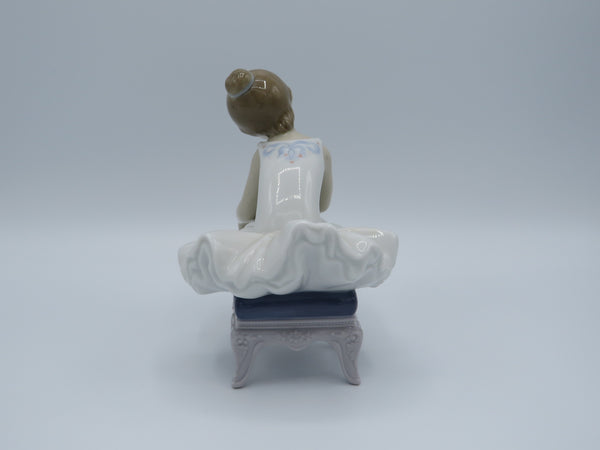 Lladro Little Ballerina 1 8125 Figurine