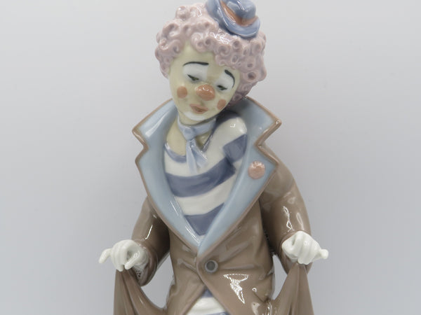 Retired Lladro Suprise Lladro 2290 figurine