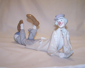 Clown Laying - Lladró 4618