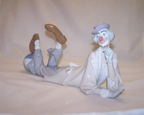 Clown Laying - Lladró 4618