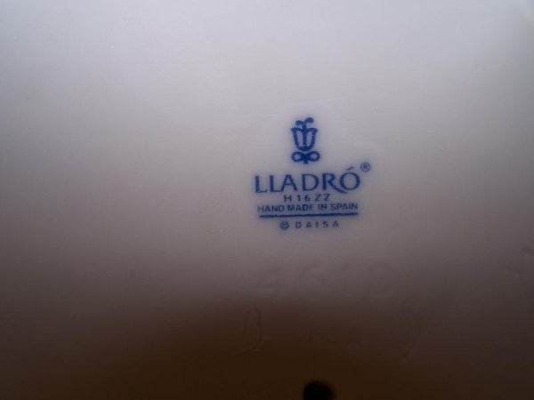 Clown Laying - Lladró 4618