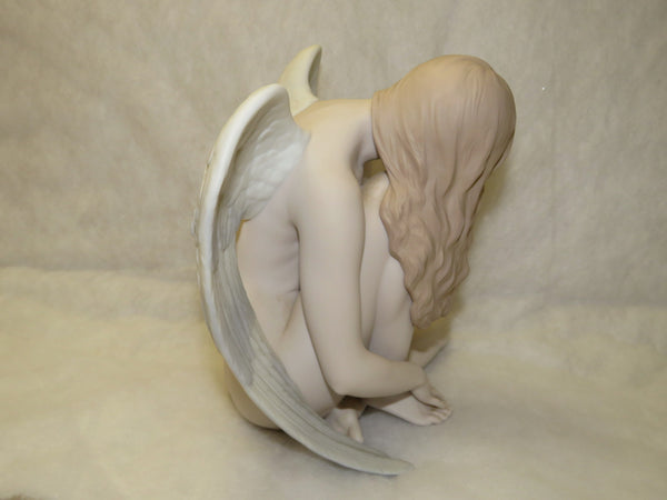 LLADRO PORCELAIN FIGURINE WONDERFUL ANGEL 8236
