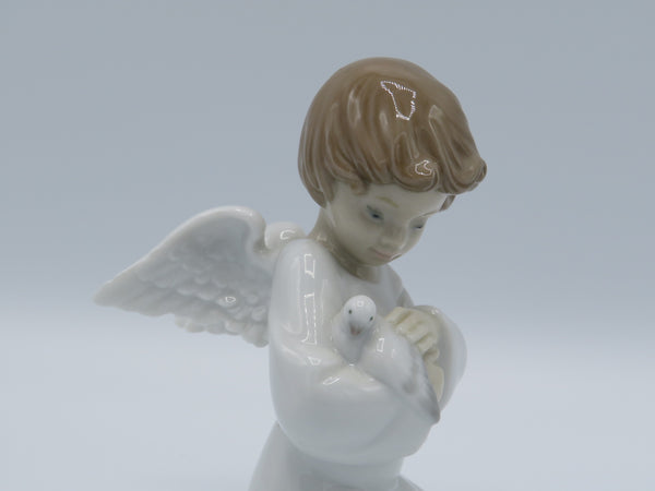 Boxed Lladro Utopia - Loving Protection - Angel & Dove 8245