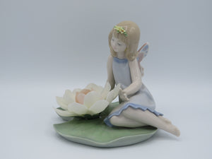 Retired Lladro Lily Pad Love fairy 6645