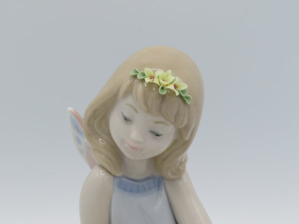 Retired Lladro Lily Pad Love fairy 6645