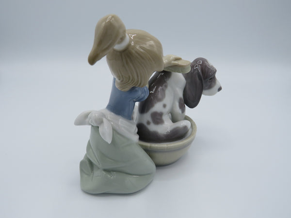 Lladro Bashful Bather 5455 dog figurine