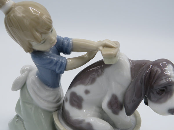 Lladro Bashful Bather 5455 dog figurine