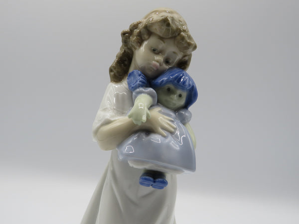 NAO We are sleepy girl with doll 1107