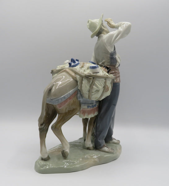 Retired Lladro Typical Peddler 4859