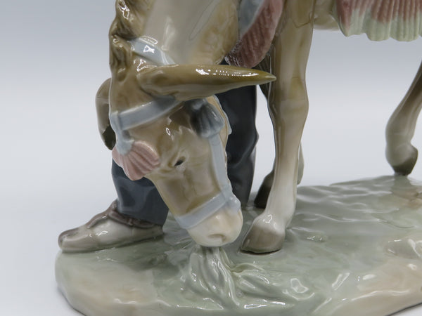 Retired Lladro Typical Peddler 4859