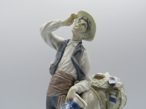 Retired Lladro Typical Peddler 4859