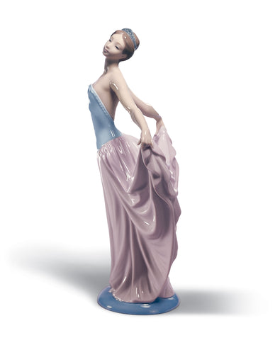 Dancer Woman Figurine Lladro 5050